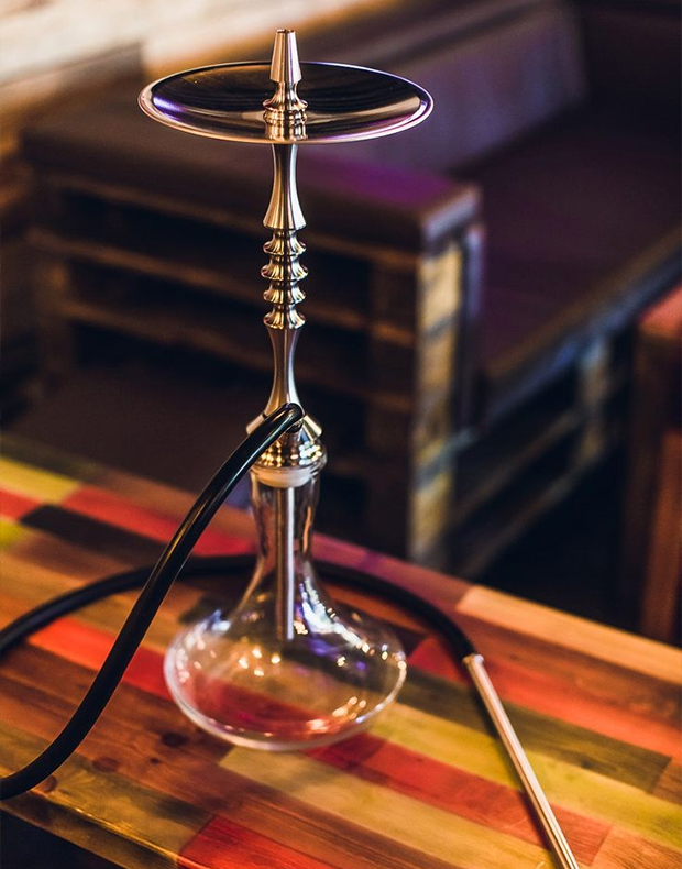 ¿Se puede remojar la cachimba en una solución limpiadora?